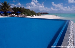One & Only Reethi Rah